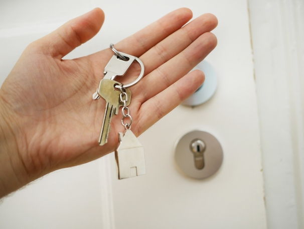 https://MikeFoley.StopRentingStartOwning.com